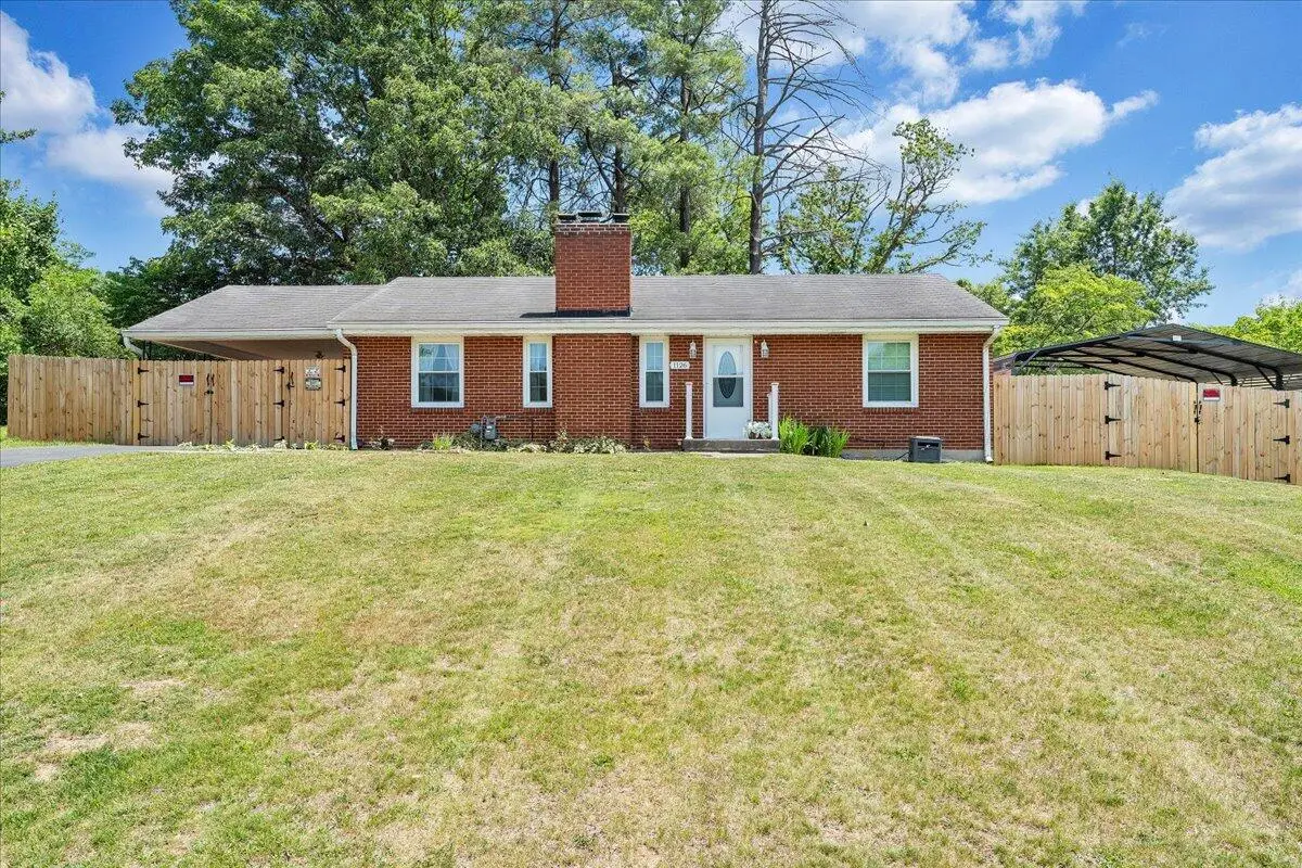 1126 Vivian Ave, Roanoke, VA 24019 - #1