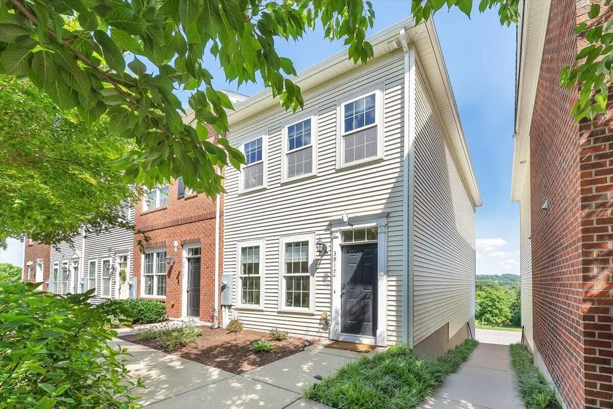 3917 Colonial Green Cir Sw, Roanoke, VA 24018 - #1