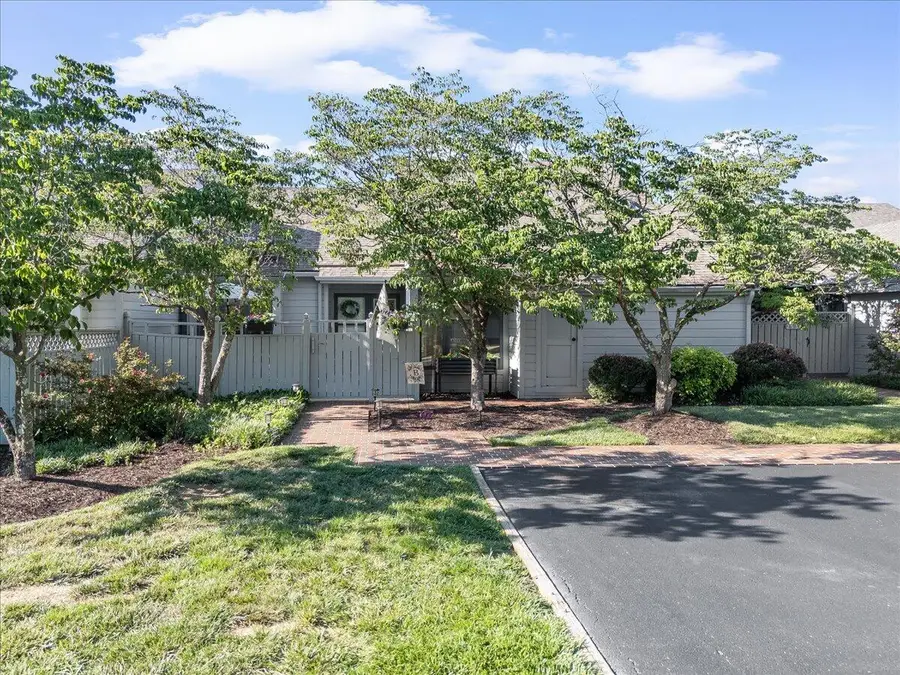 2530 S Clearing Rd, Salem, VA 24153 - #3