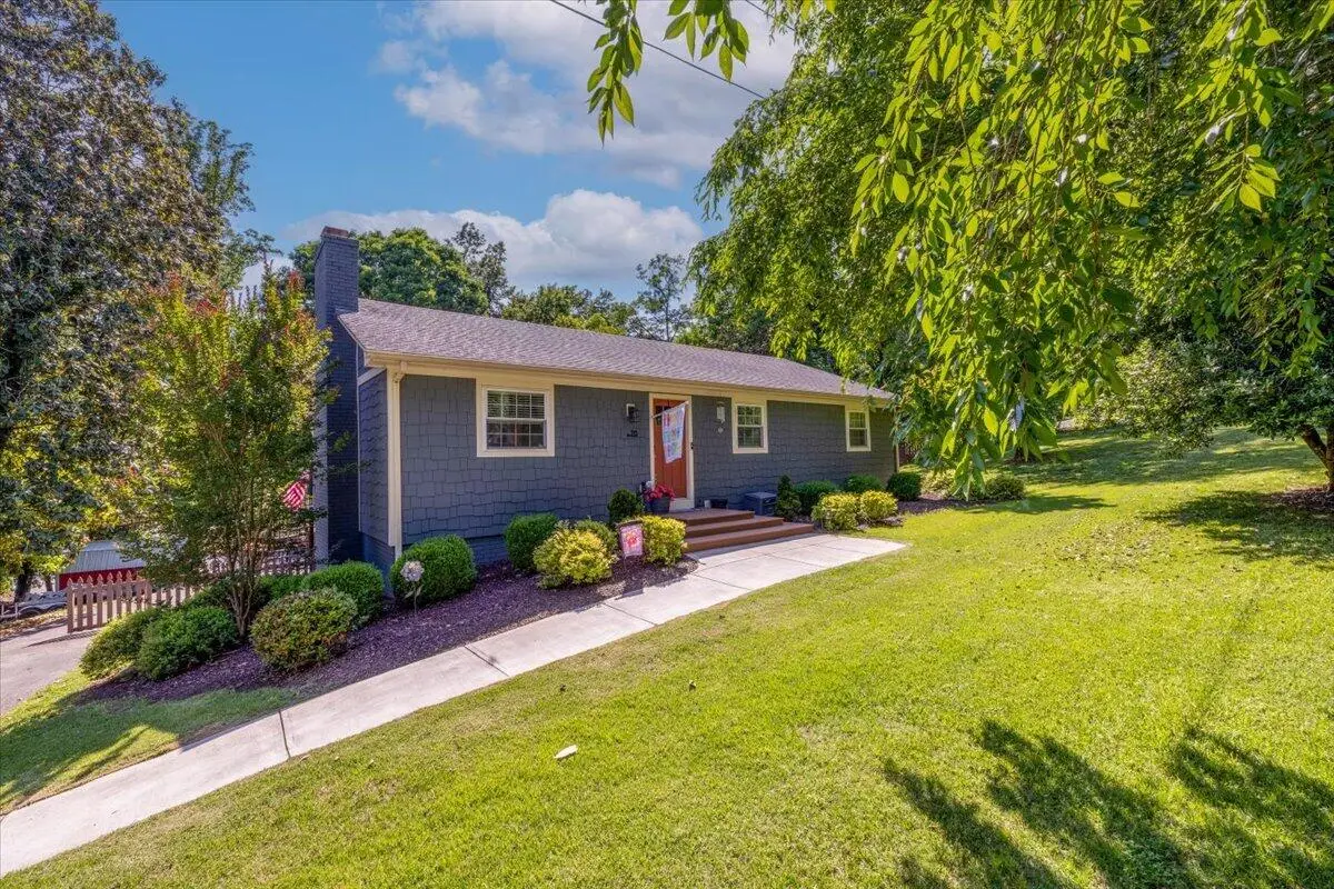 70 Crescent Ln, Wirtz, VA 24184 - #1