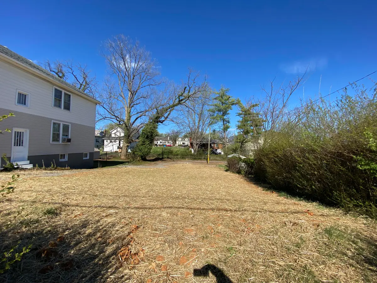 1701 Grayson Ave Nw, Roanoke, VA 24017 - #1