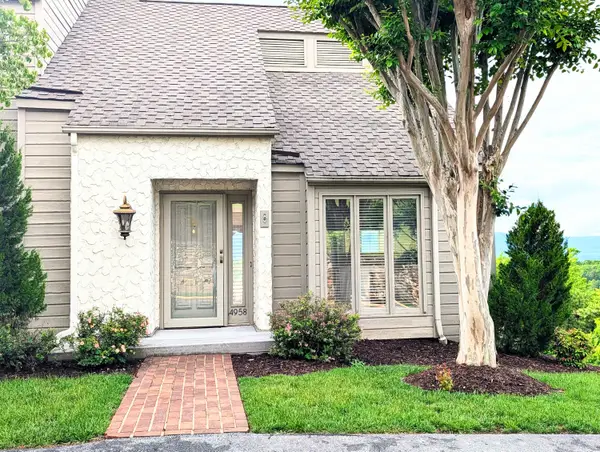 4958 Hunting Hills Cir, Roanoke, VA 24018