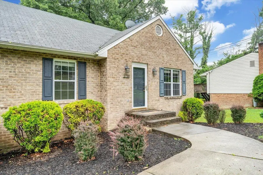 2730 Creston Ave Sw, Roanoke, VA 24015 - #2