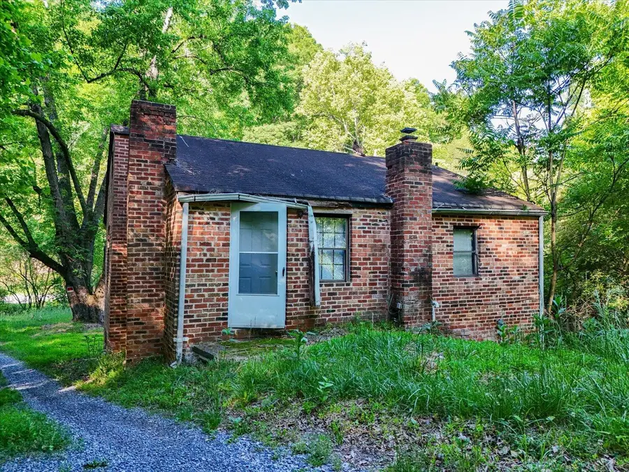 7320 Merriman Rd, Boones Mill, VA 24065 - #3