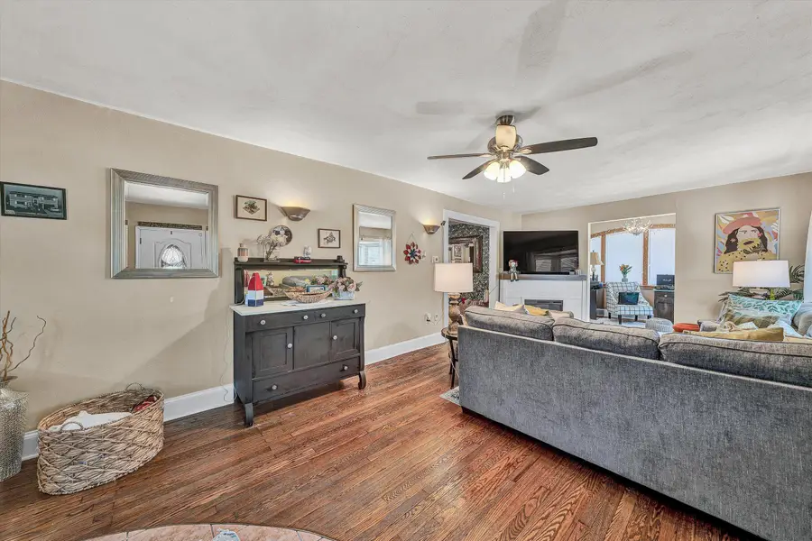 2015 Denniston Ave Sw, Roanoke, VA 24015 - #2