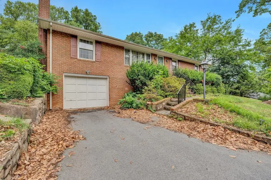 4511 Westdale Rd Nw, Roanoke, VA 24017 - #2