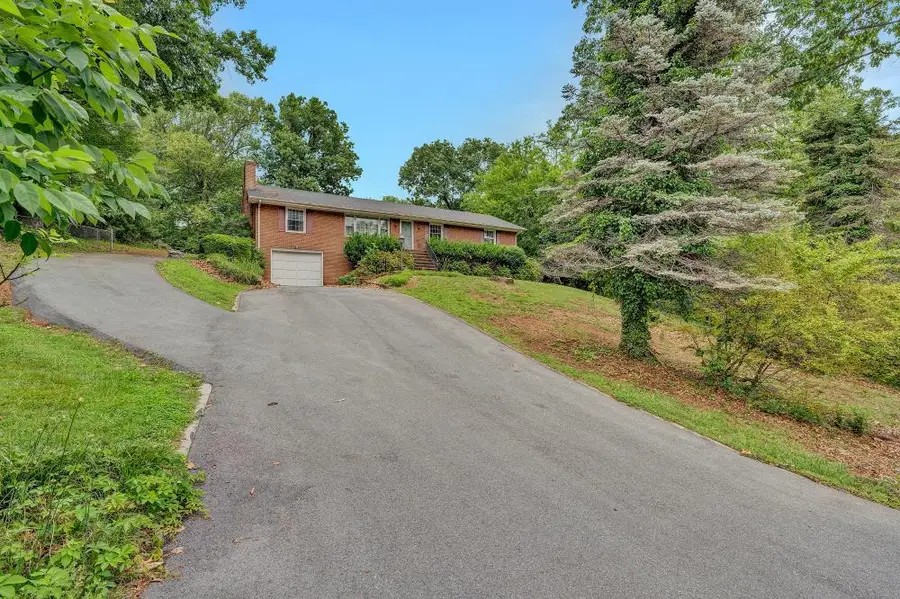 4511 Westdale Rd Nw, Roanoke, VA 24017 - #3