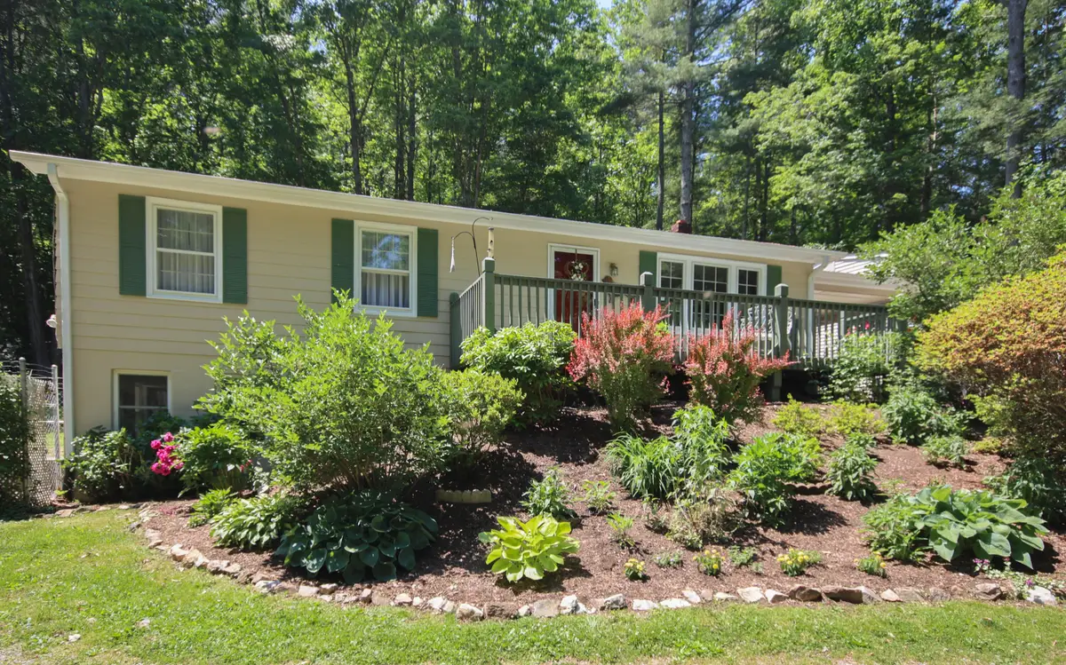 8465 Starlight Ln, Boones Mill, VA 24065 - #1