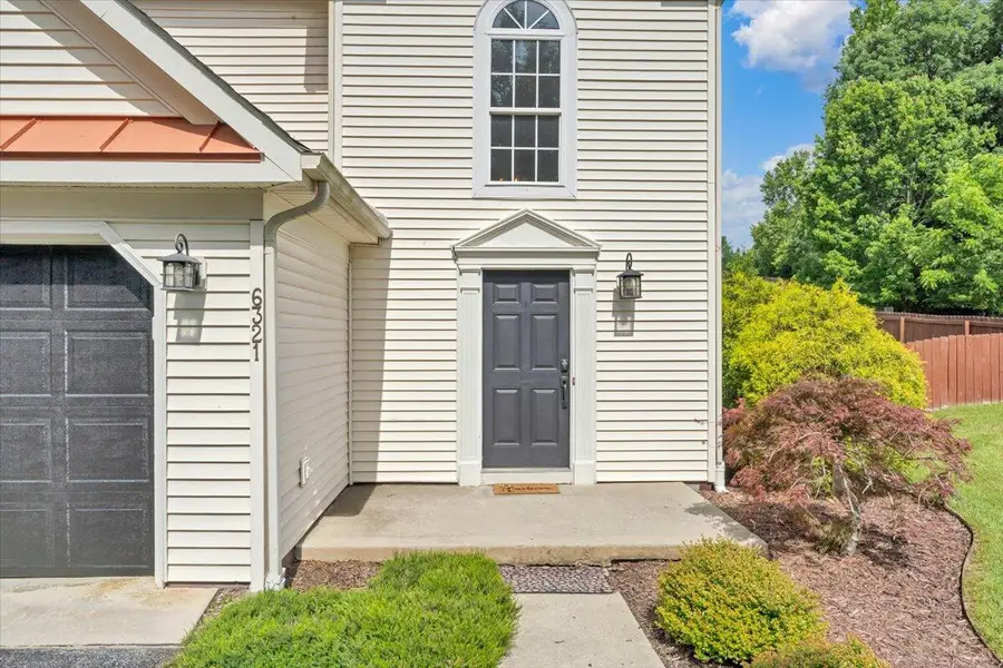 6321 Otter Park Ct, Roanoke, VA 24018 - #2