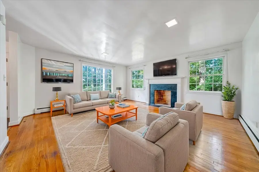 1009 Hardy Rd, Vinton, VA 24179 - #3