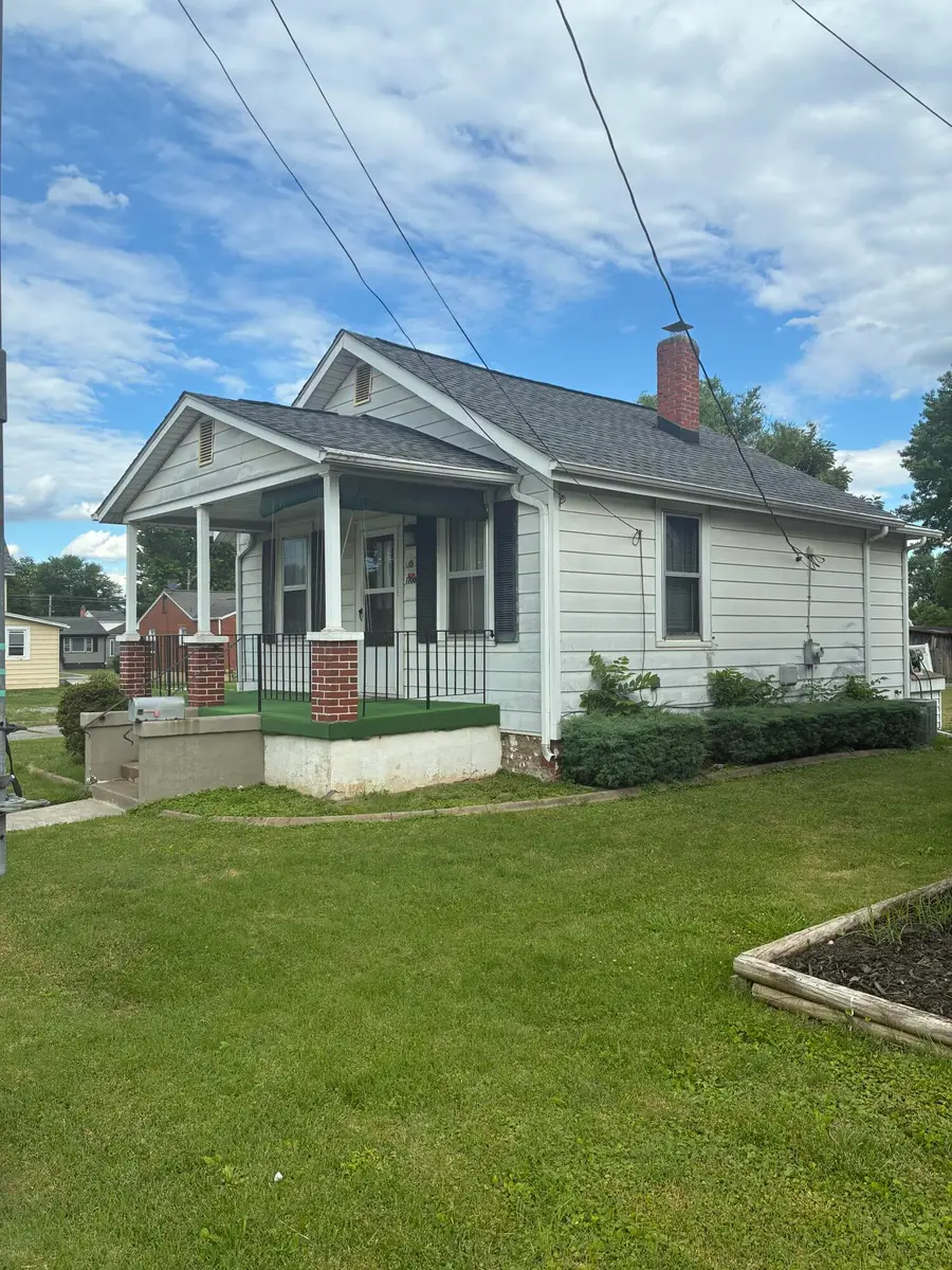 1708 Eddy Ave, Salem, VA 24153 - #2