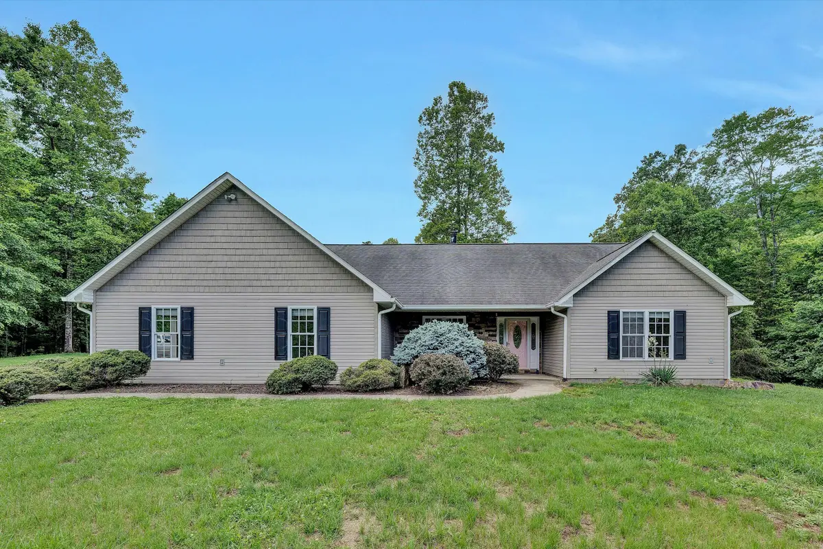 1955 Poplar View Rd, Roanoke, VA 24018 - #1