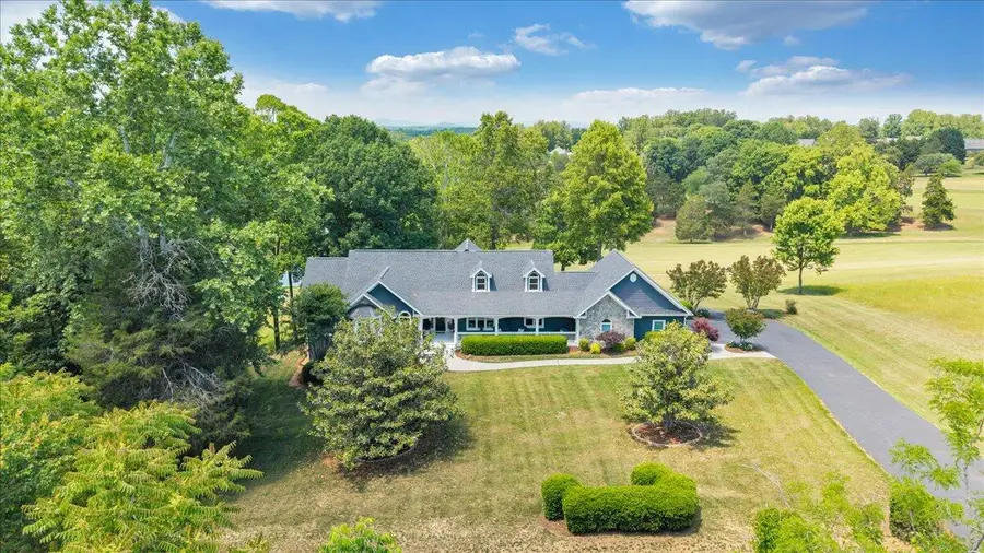 140 Peaks View Dr, Moneta, VA 24121 - #3