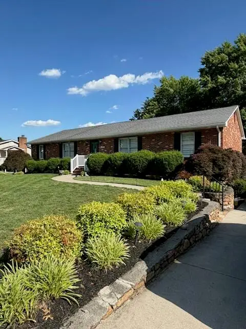 1614 Narcissus St, Salem, VA 24153 - #2