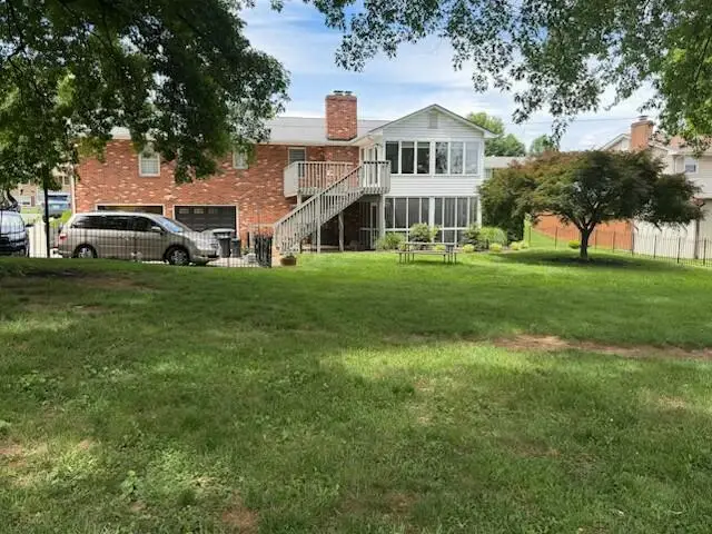 1614 Narcissus St, Salem, VA 24153 - #3