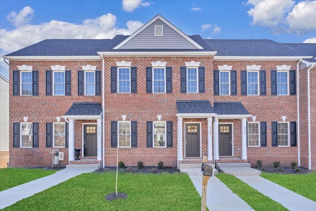 5647 Huntridge Rd, Roanoke, VA 24012 - #1