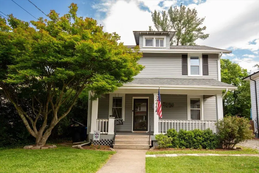2446 Montvale Rd Sw, Roanoke, VA 24015 - #2