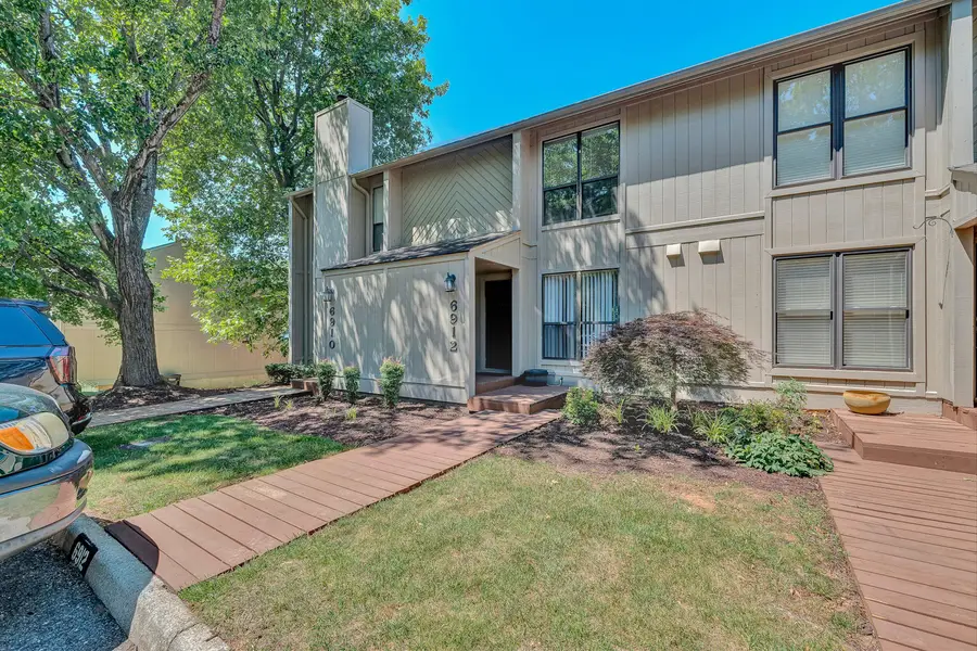 6912 Buck Crossing Dr, Roanoke, VA 24018 - #2