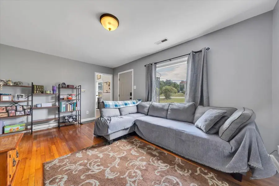 5103 Woodlawn Rd Nw, Roanoke, VA 24017 - #3