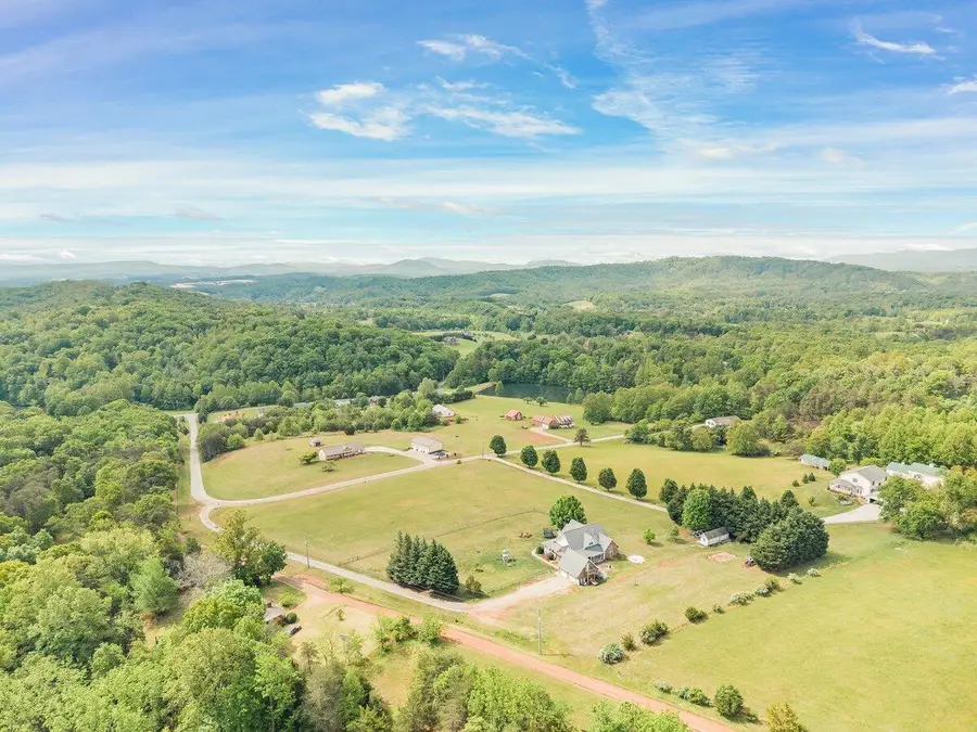 218 Cahas Ln, Boones Mill, VA 24065 - #3