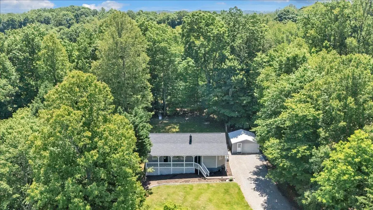 472 Wooded Acres Dr, Hardy, VA 24101 - #1