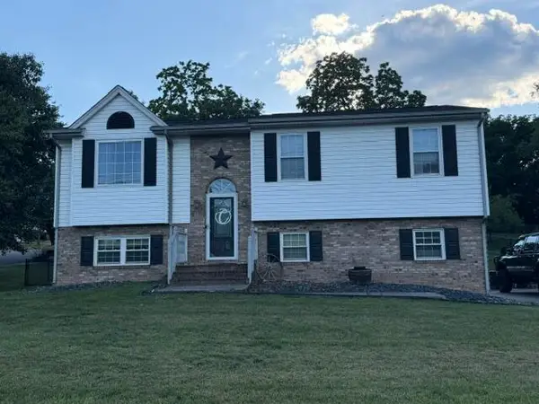 2111 Mill Ln, Salem, VA 24153