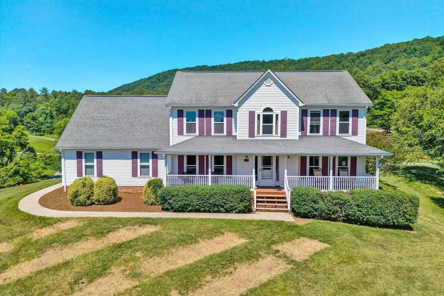 1351 Archway Rd, Blue Ridge, VA 24064 - #2