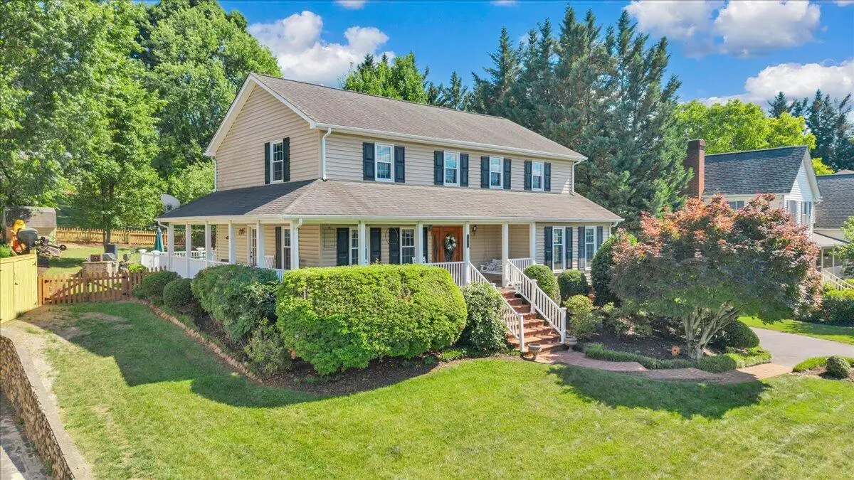 1510 Ashley Dr, Salem, VA 24153 - #1