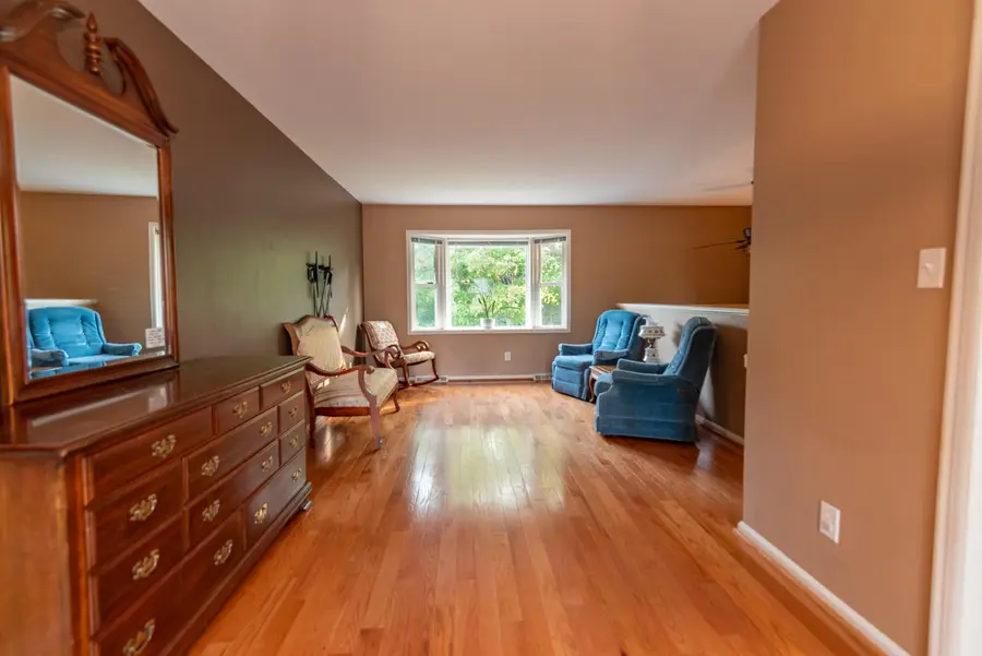 3074 Bandy Rd, Roanoke, VA 24014 - #3