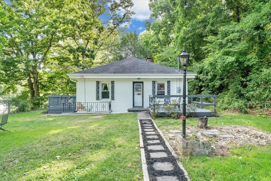 2215 Wildwood Rd, Salem, VA 24153 - #3