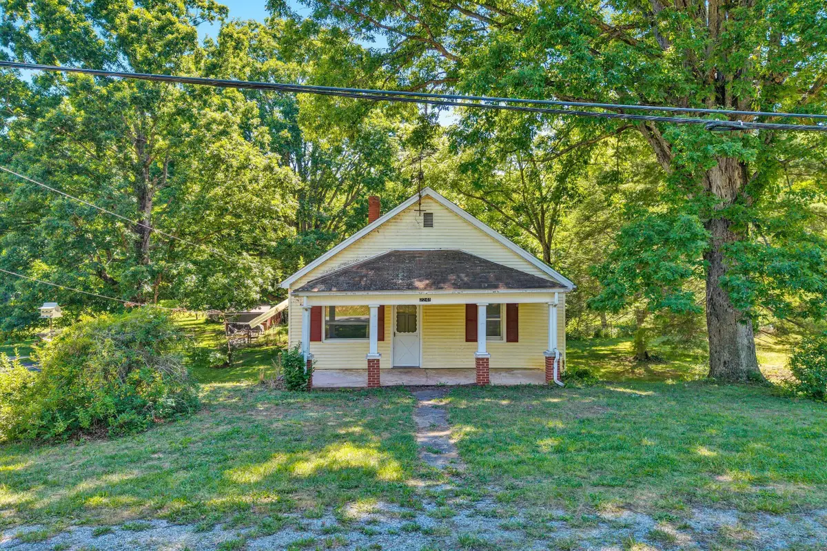 2241 Blue Ridge Springs Rd, Blue Ridge, VA 24064 - #1