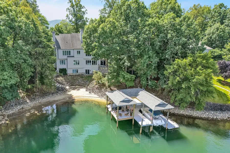 315 Upland Shores Dr, Penhook, VA 24137 - #2