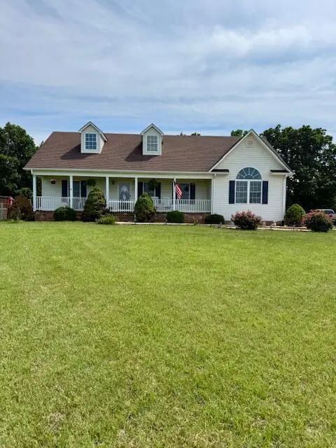 5618 Moneta Rd, Moneta, VA 24121