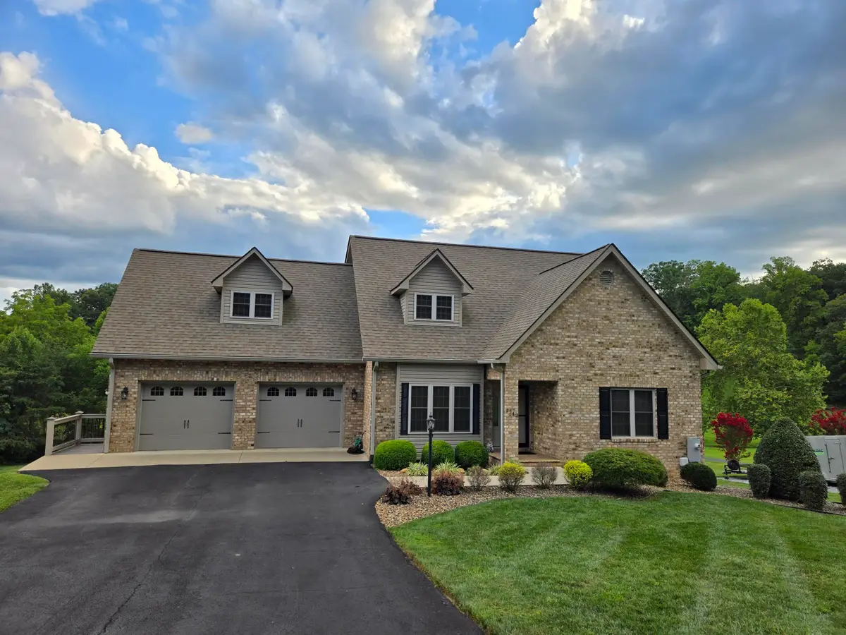 2143 Blue Ridge Springs Rd, Blue Ridge, VA 24064 - #1