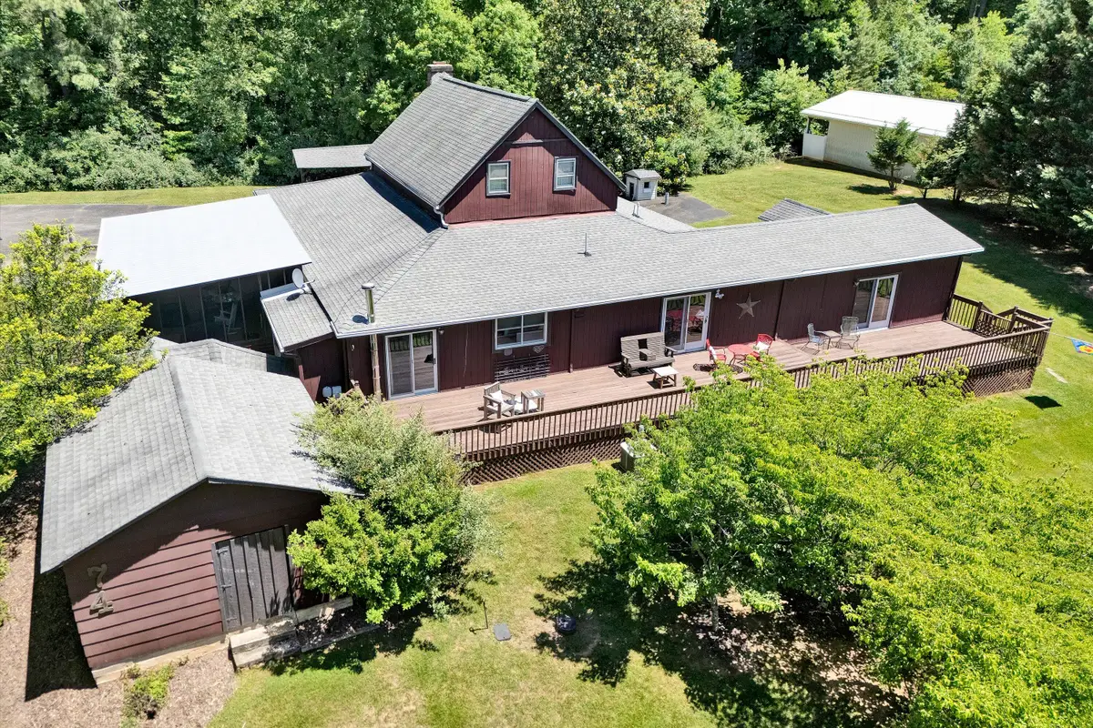 74 Cambridge Ct, Hardy, VA 24101 - #1