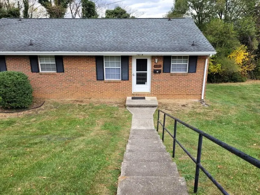 701 Commander #A & B, Roanoke, VA 24012 - #2