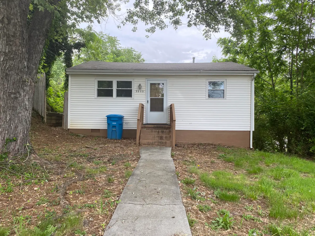3905 Maine Ave Nw, Roanoke, VA 24017 - #1