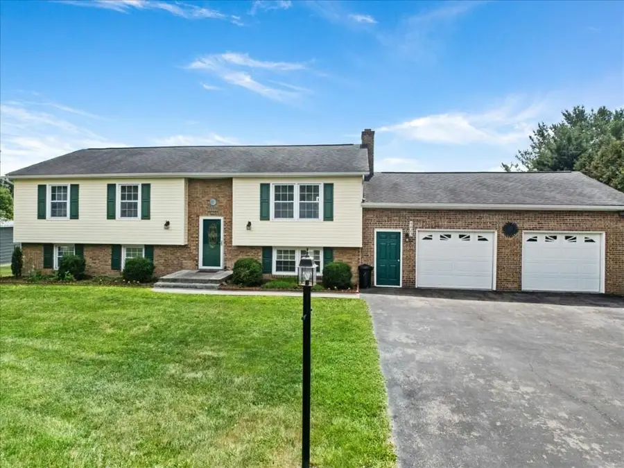 5423 Ridgeview Waye, Dublin, VA 24084 - #3