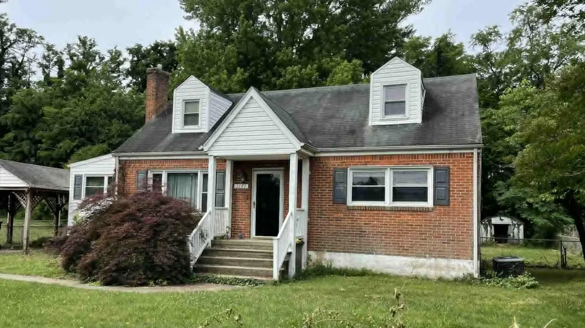 3787 Fairburn Dr, Roanoke, VA 24018 - #1