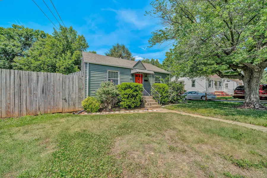 4930 Fralin Rd Nw, Roanoke, VA 24012 - #3