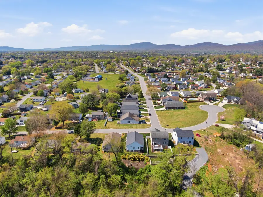 953 Bolejack Blvd, Roanoke, VA 24019 - #3