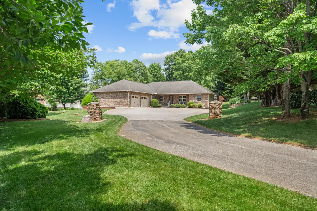 1475 Edgebrook Rd, Salem, VA 24153 - #1