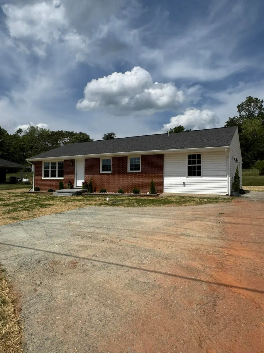 3779 Old Franklin, Glade Hill, VA 24092 - #3