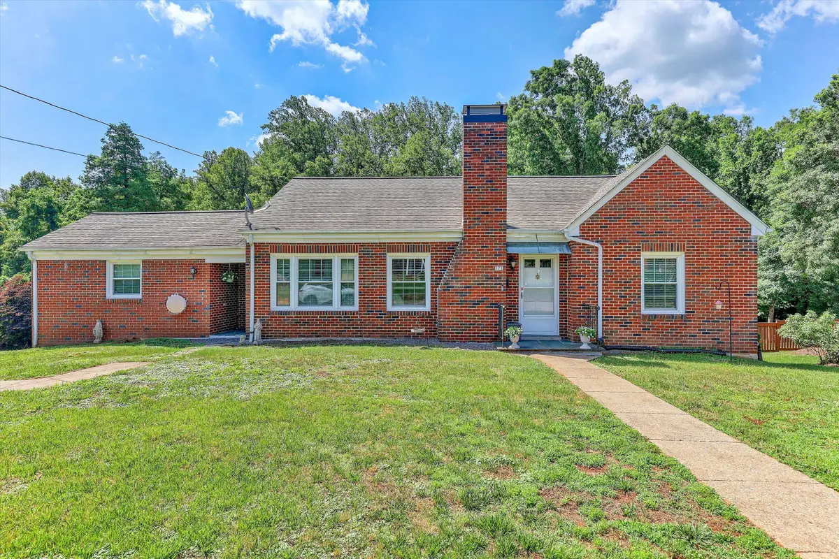 225 Hillcrest Dr, Rocky Mount, VA 24151 - #1