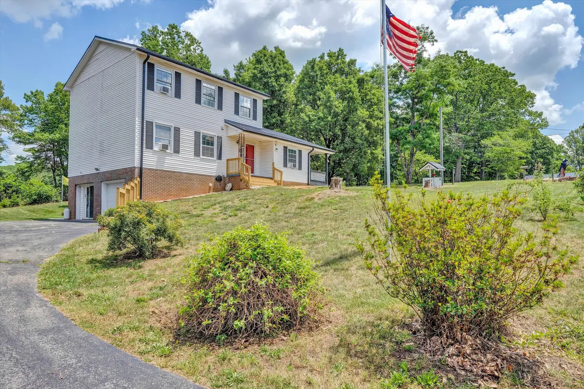 281 Cherokee Hills Rd, Bassett, VA 24055 - #1