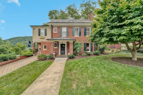 2406 Wycliffe Ave Sw, Roanoke, VA 24014
