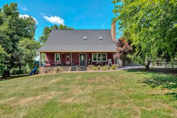 335 Daytona Dr, Hardy, VA 24101