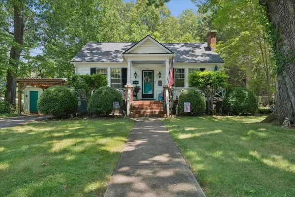 984 Ashland Ave, Bedford, VA 24523