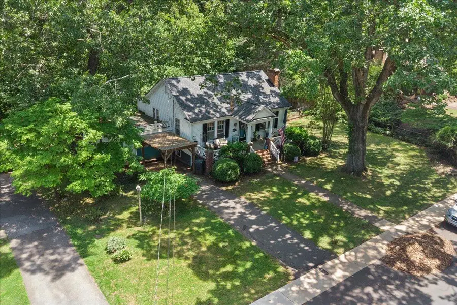 984 Ashland Ave, Bedford, VA 24523 - #2