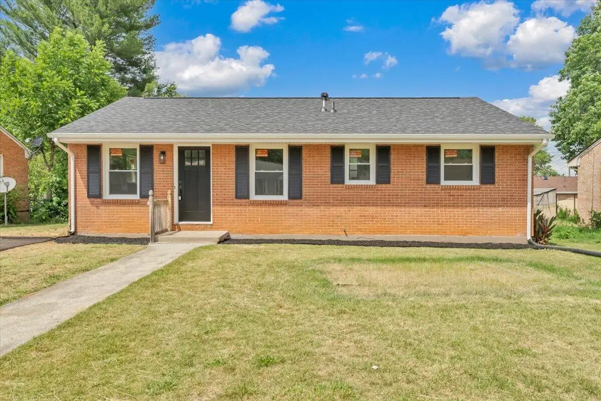 1415 Haydon St, Salem, VA 24153 - #1